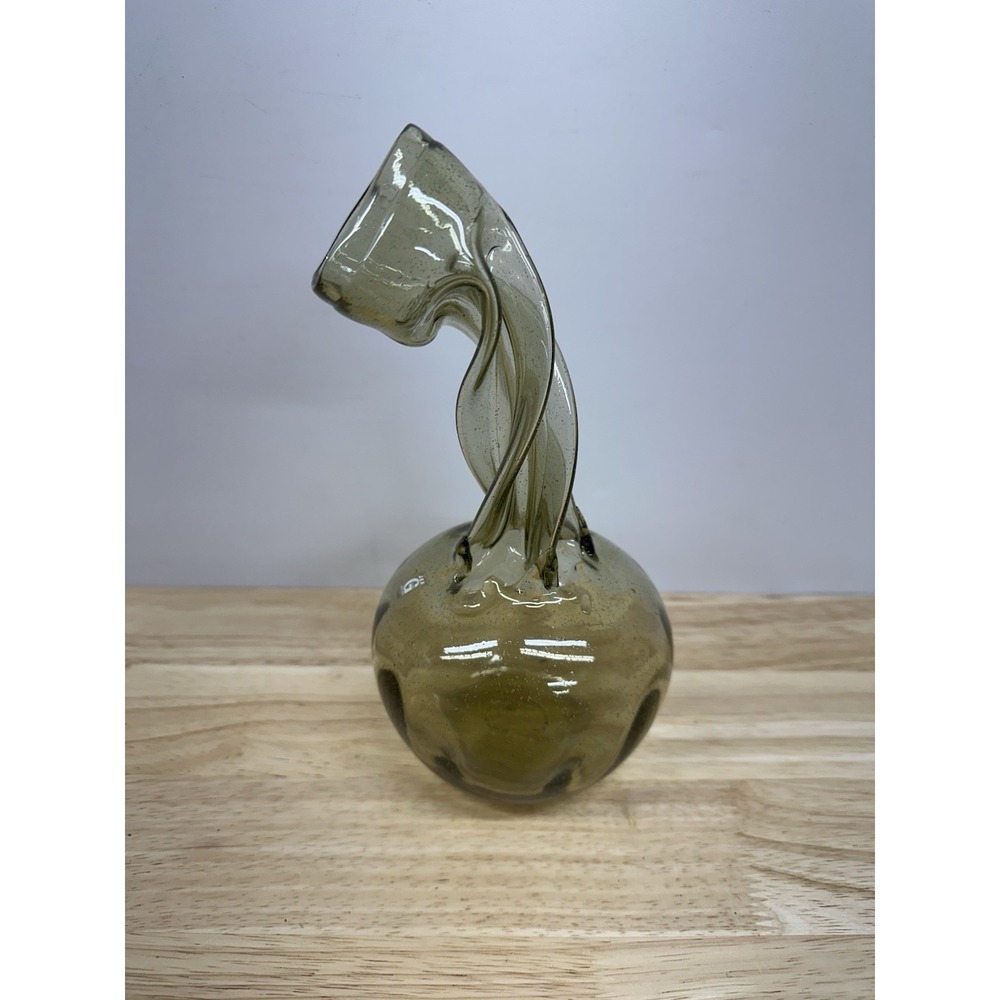 J.E.F Glass - Picture 2 of 9
